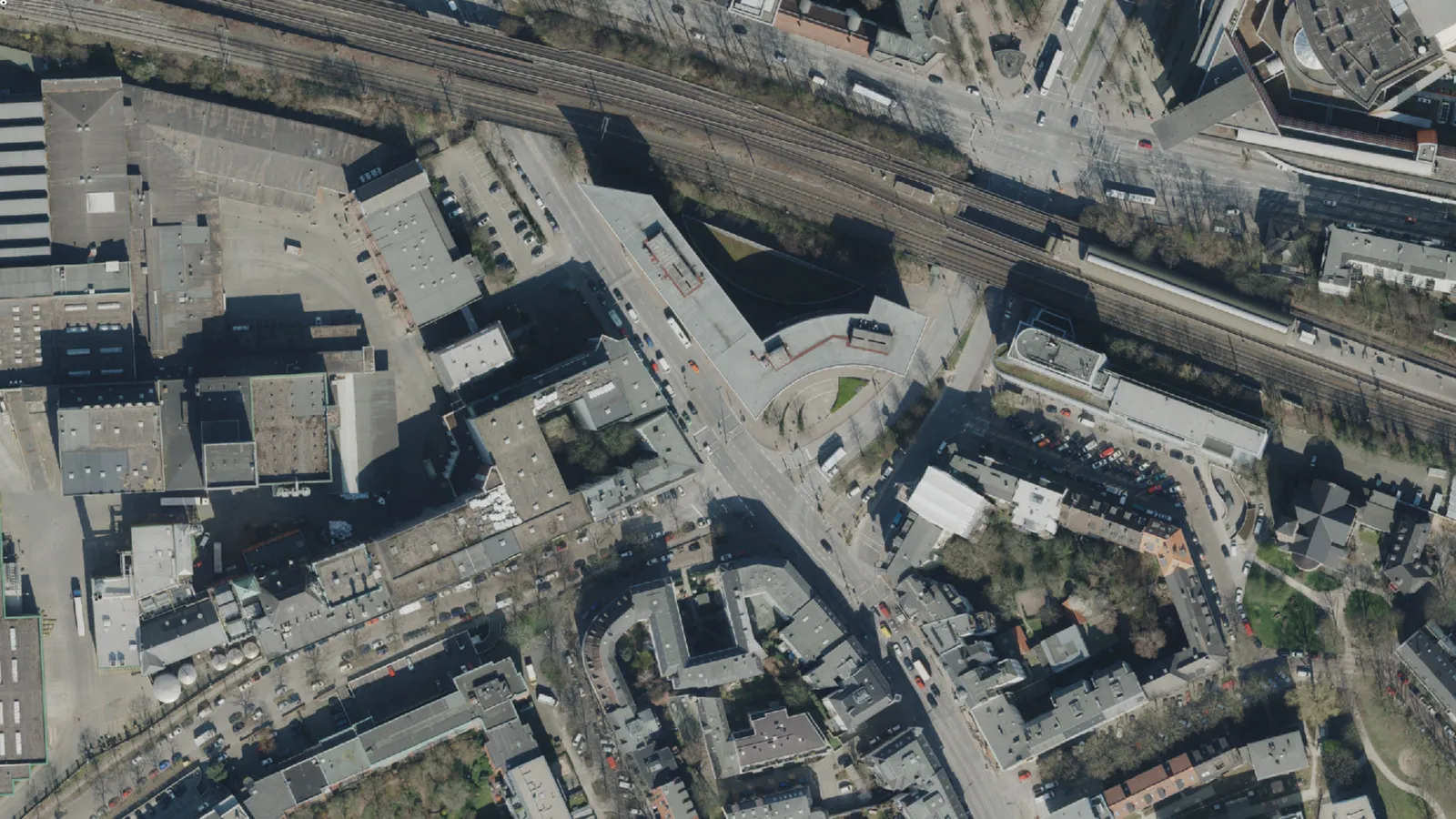 Aerial view of Holstenplatz in 2020