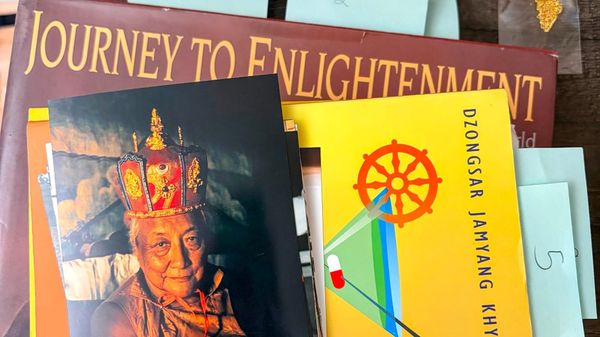 Learning to tell stories by telling one