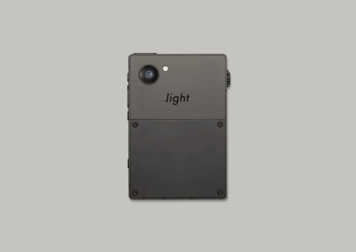 Light Phone 3
