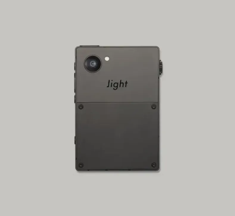 Light Phone 3