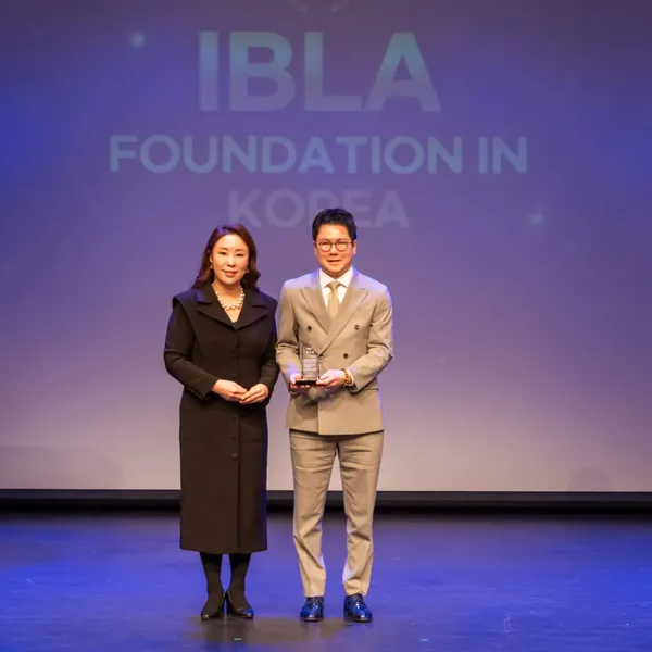 "대한민국엔터테인먼트협회 이일섭 회장"ㆍ '한국이블라재단 1주년 기념콘서트' 후원사로 참여.