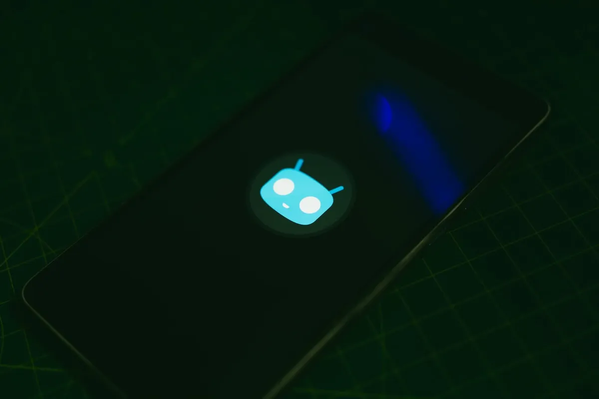 The boot splash screen of Cyanogenmod running on a mobile device.