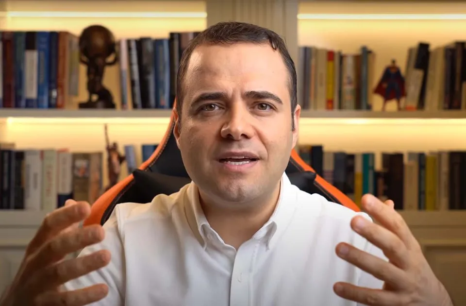 Özgür Demirtaş: Allah bu fon şirketi sahiplerinin belasını versin