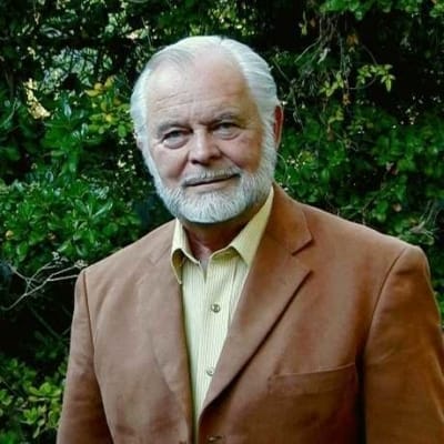 G. Edward Griffin – Audio Books, Best Sellers, Author Bio | Audible.com
