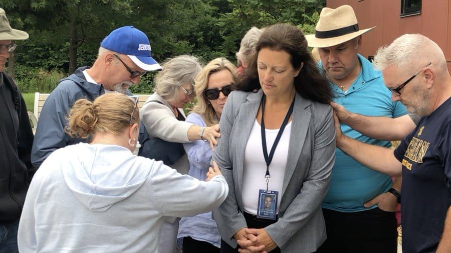 Detective Grus in Canada was suspended for asking parents of dead babies about their COVID jab status