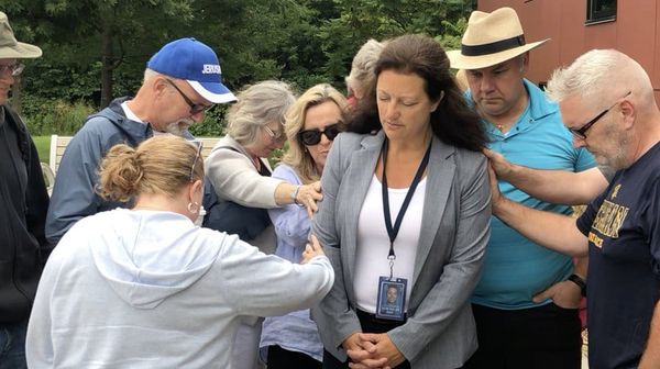 Detective Grus in Canada was suspended for asking parents of dead babies about their COVID jab status