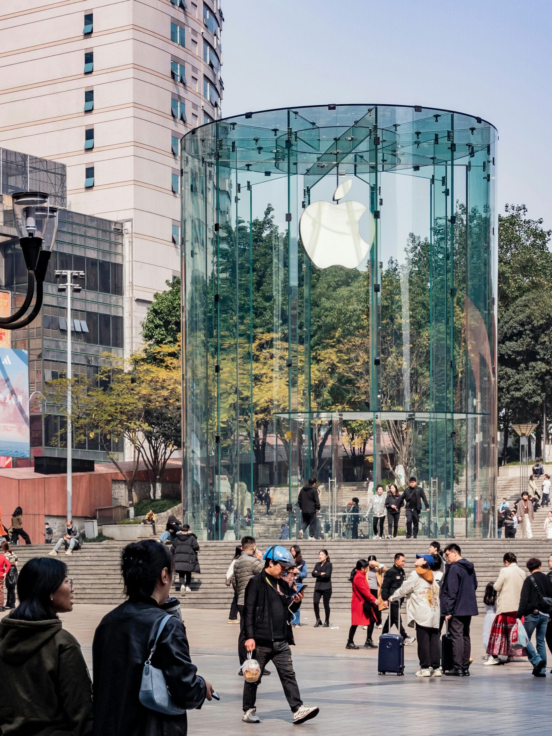 Review: Apple in China