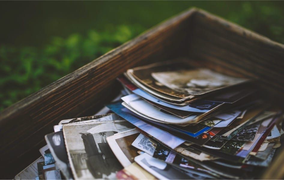 The Unique Properties of Photos