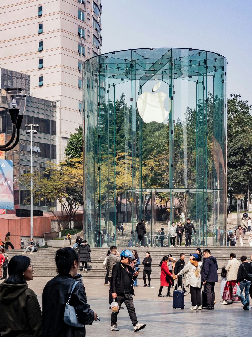 Review: Apple in China