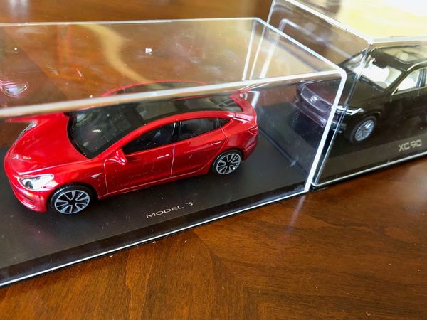 Image of: Impressions of the Tesla Model 3