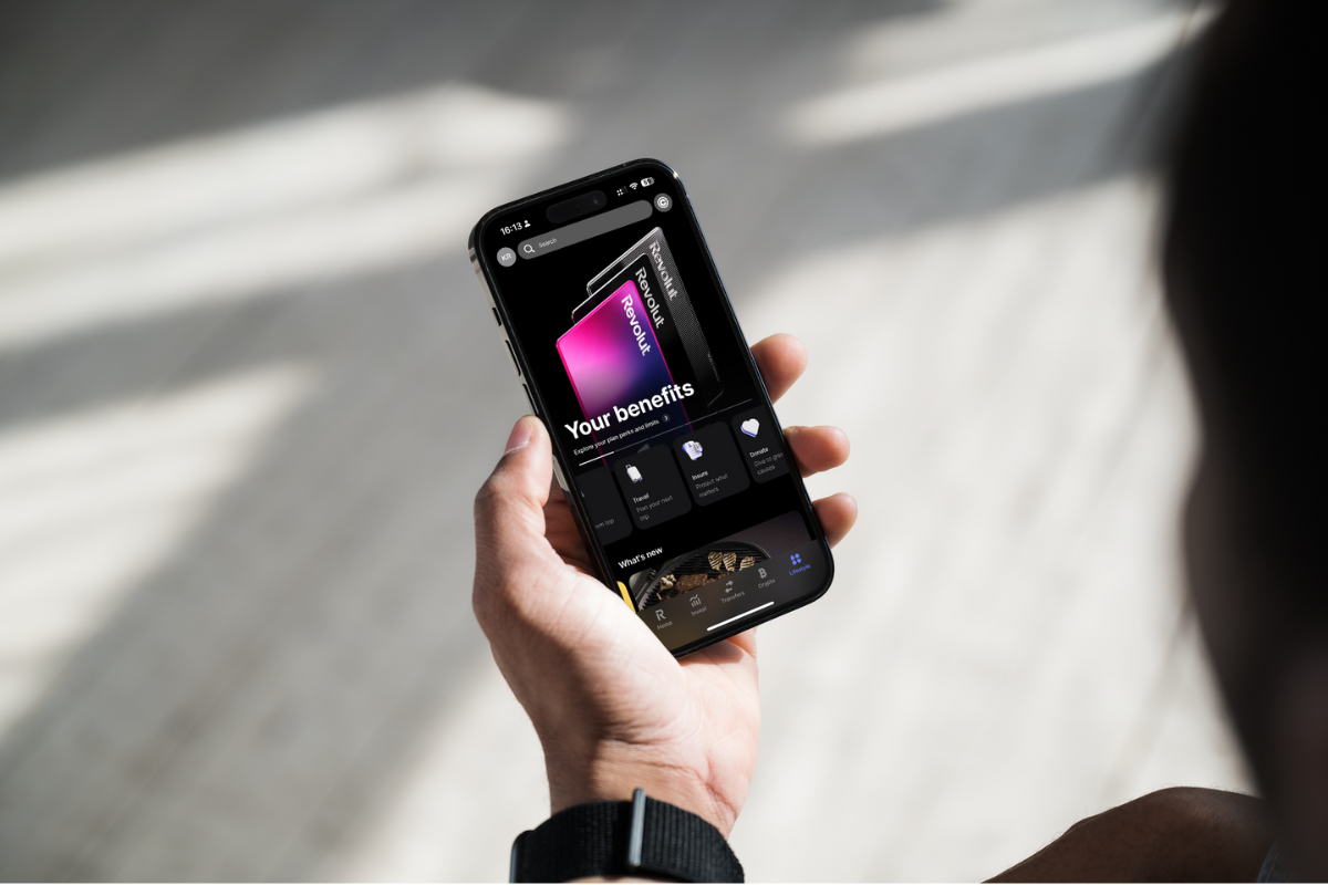 Revolut Bank Review - Karen Roldan