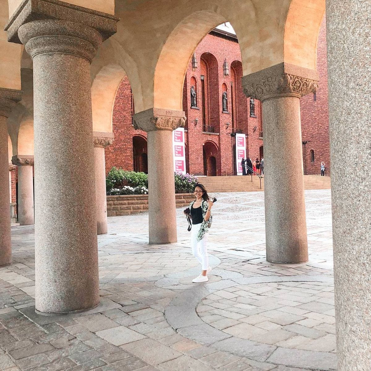 Challenges of Living Abroad: 10 Harshest Realities and How to Overcome