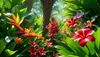 Jardin tropical luxuriant avec des feuilles vertes et des heliconias, hibiscus et orchidées