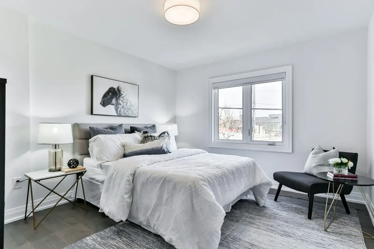 Quelle couleur choisir pour agrandir visuellement une chambre ? Image de l’article