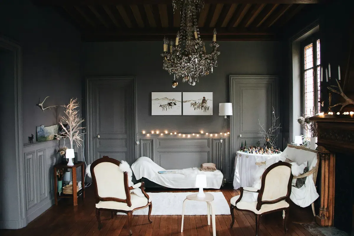 Quel éclairage choisir pour un salon ? Tout ce qu’il faut savoir Image de l’article