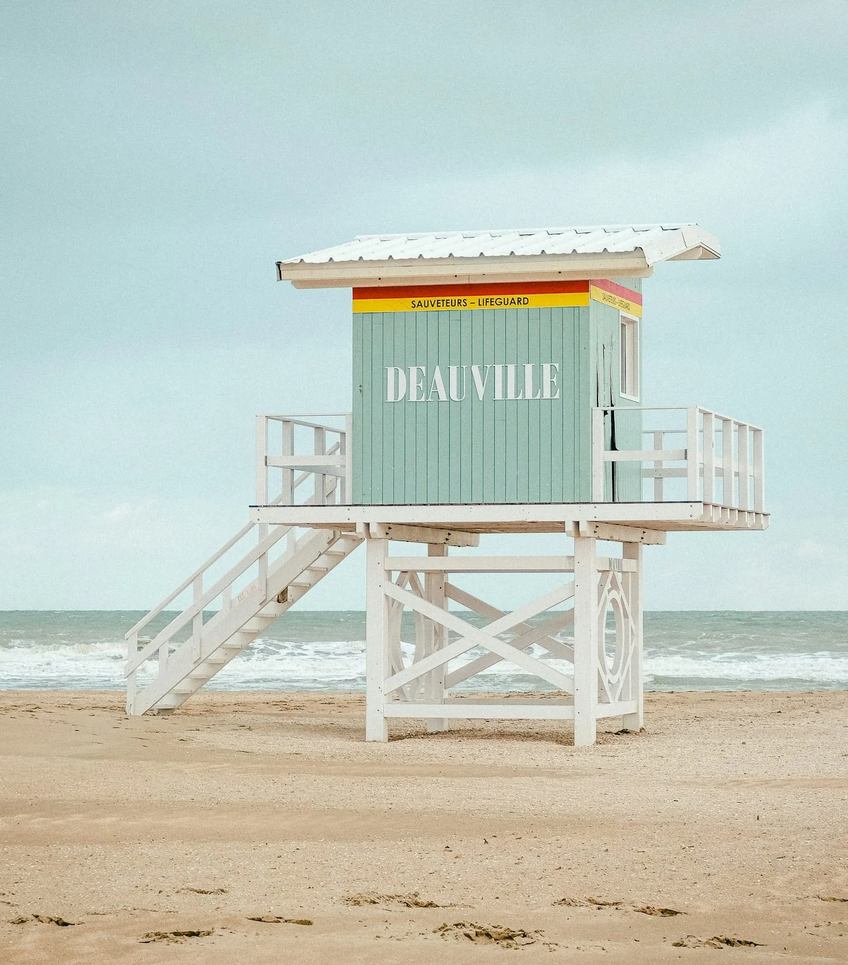 Plage de Deauville, ville côtière en Normandie