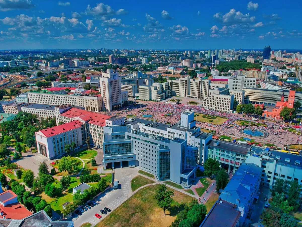 Où dormir en Biélorussie : meilleurs quartiers (Minsk) + options hors des grandes villes