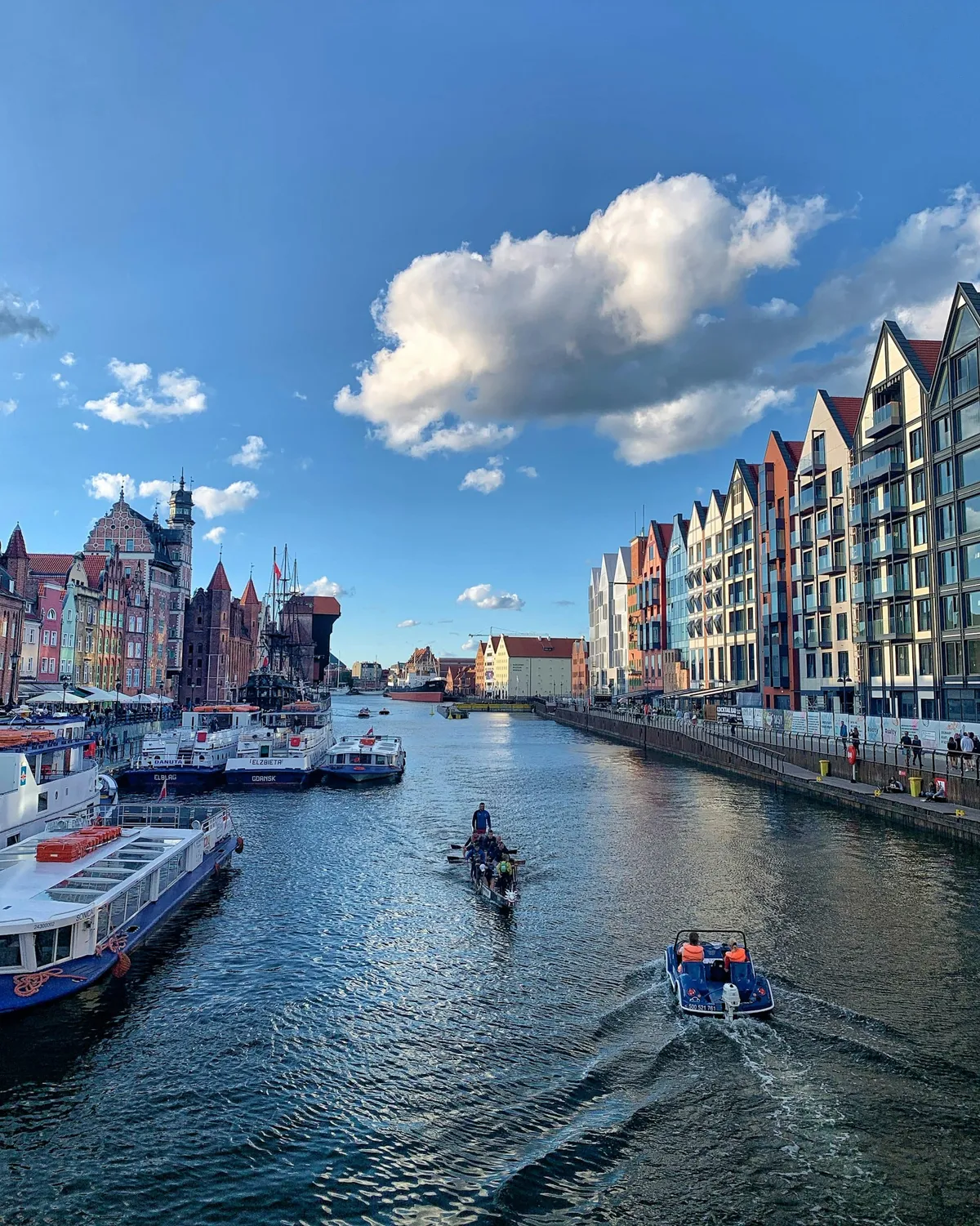 Où dormir en Pologne : meilleurs quartiers (Cracovie/Varsovie/Gdańsk) + erreurs à éviter