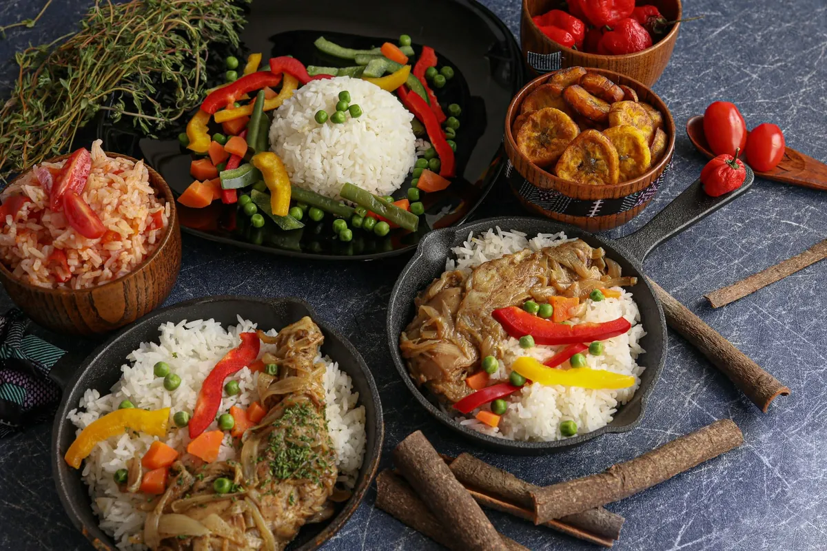Que manger au Cameroun ? 10 spécialités à goûter (ndolé, poisson braisé, koki, soya…)