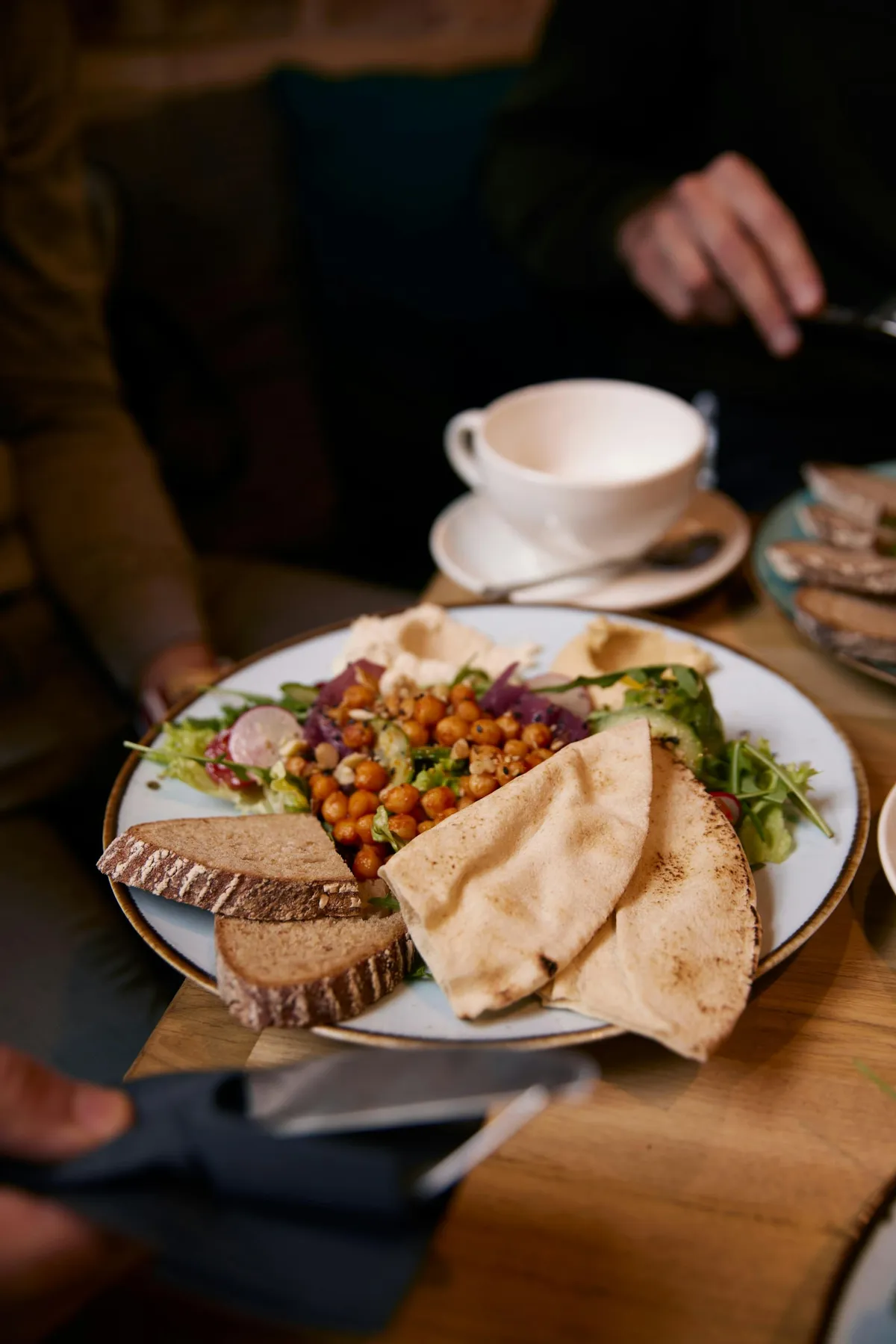 Que manger en Pologne ? 10 spécialités à goûter (pierogi, bigos, soupes…)