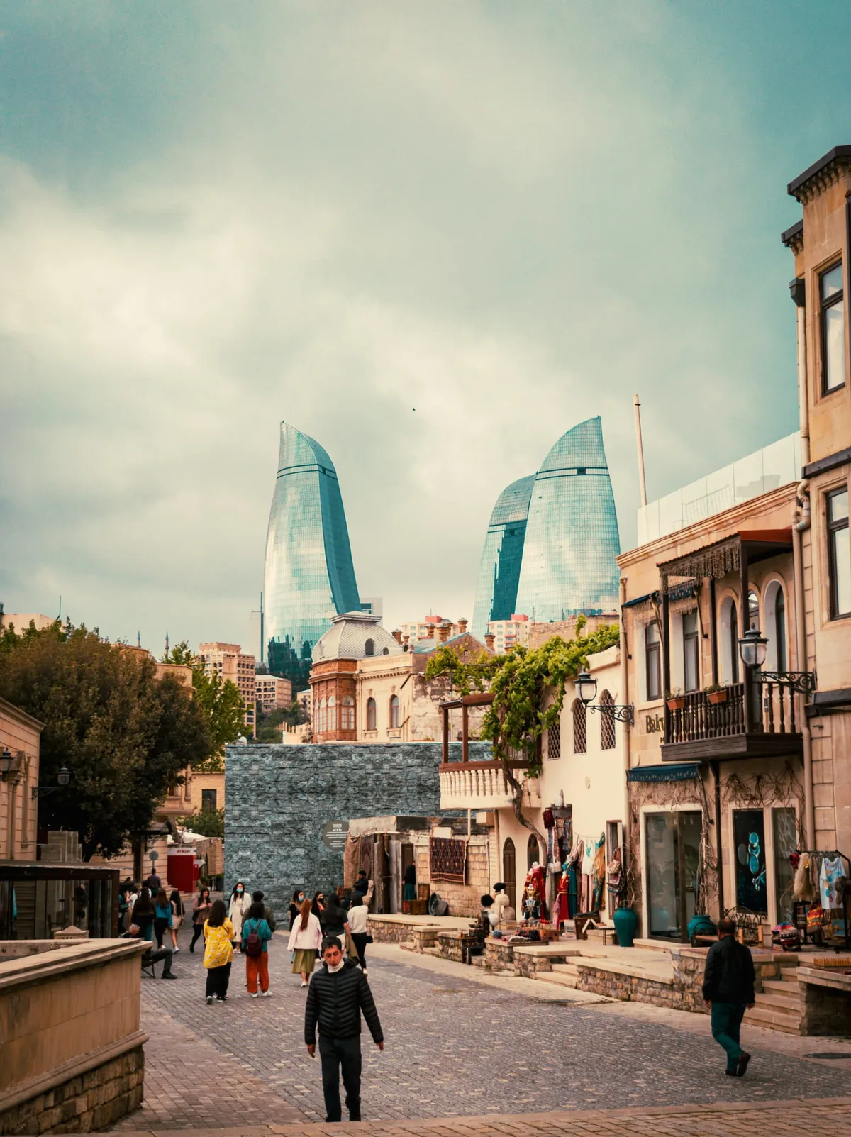 Langue en Azerbaïdjan : azéri + russe/anglais… phrases utiles pour voyager