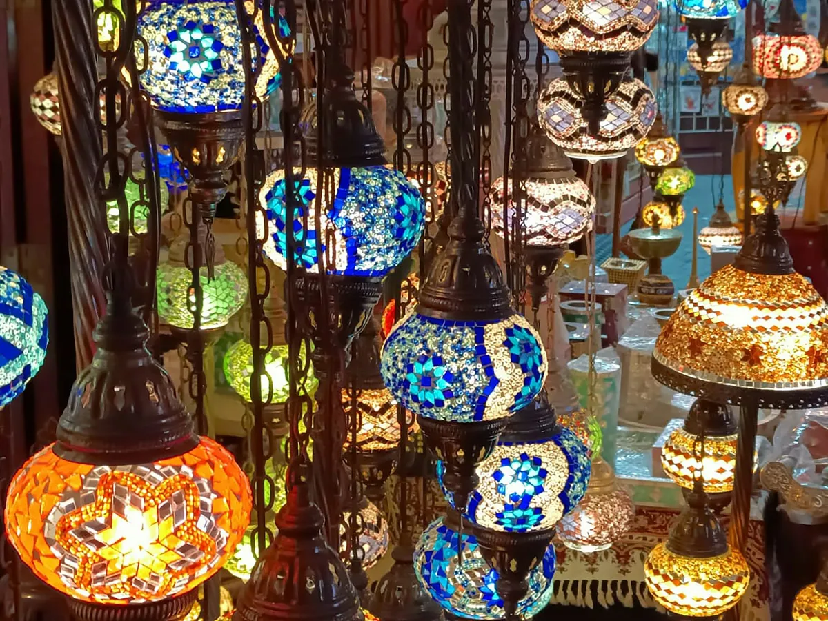 Que rapporter de Bahreïn ? 10 souvenirs (perles, encens, dattes) + infos douane