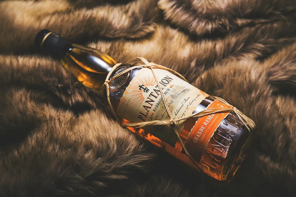 Que rapporter de la Barbade ? 10 souvenirs (rhum, artisanat, épices) + infos douane