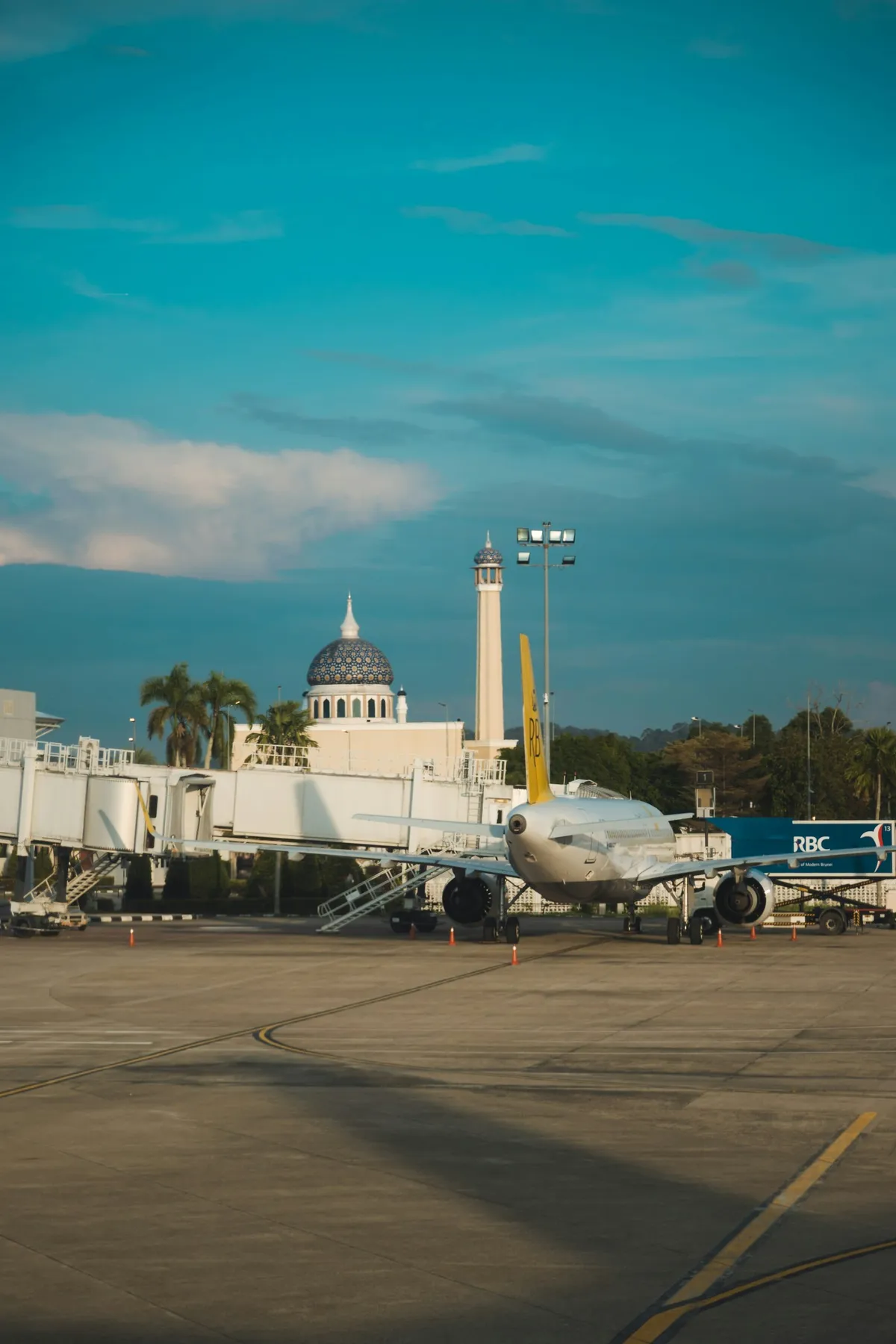 Se déplacer à Brunei : bus, taxi, voiture… guide pratique