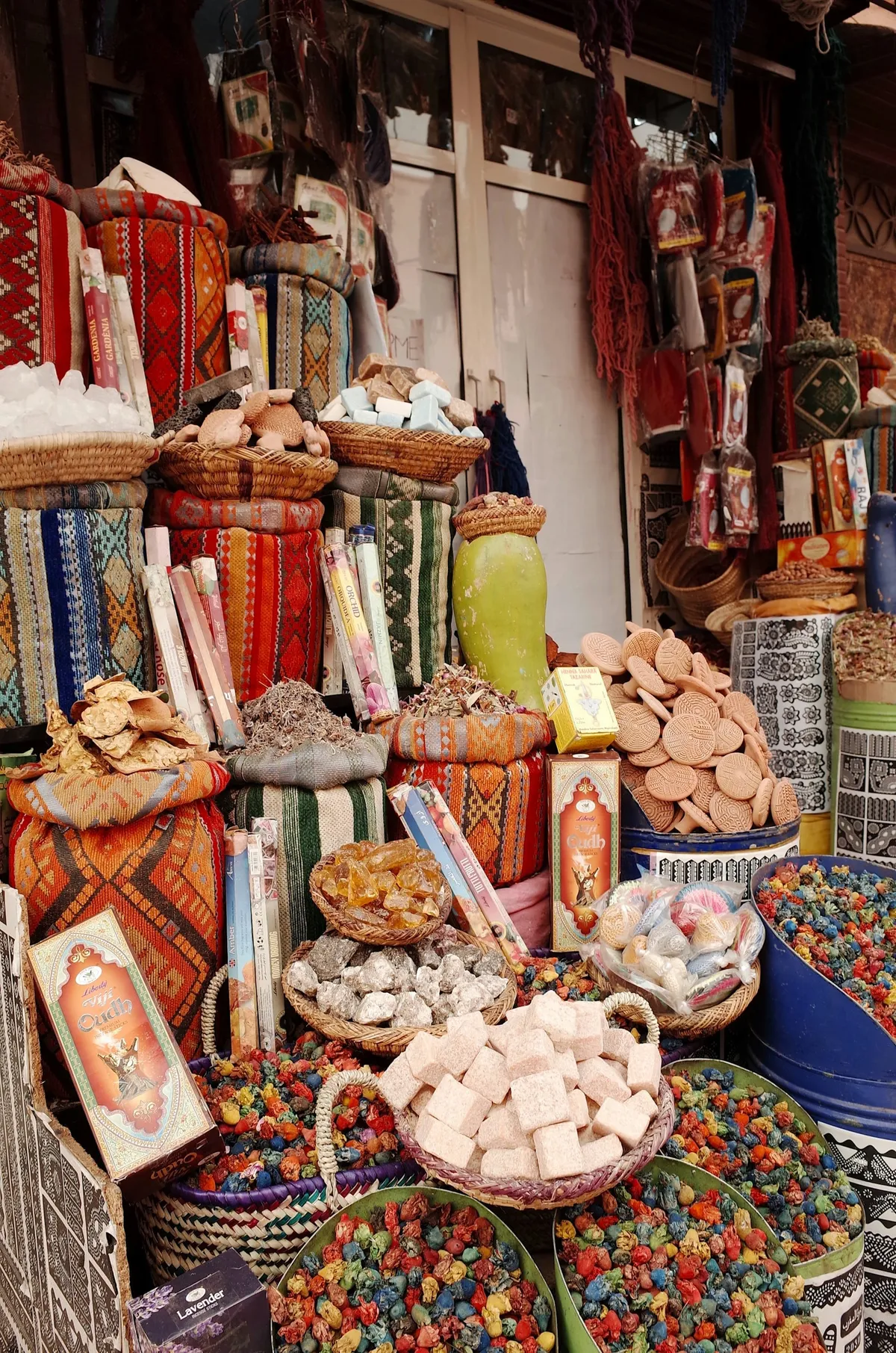 Que rapporter de Guinée ? 10 souvenirs (artisanat, tissus, épices) + infos douane
