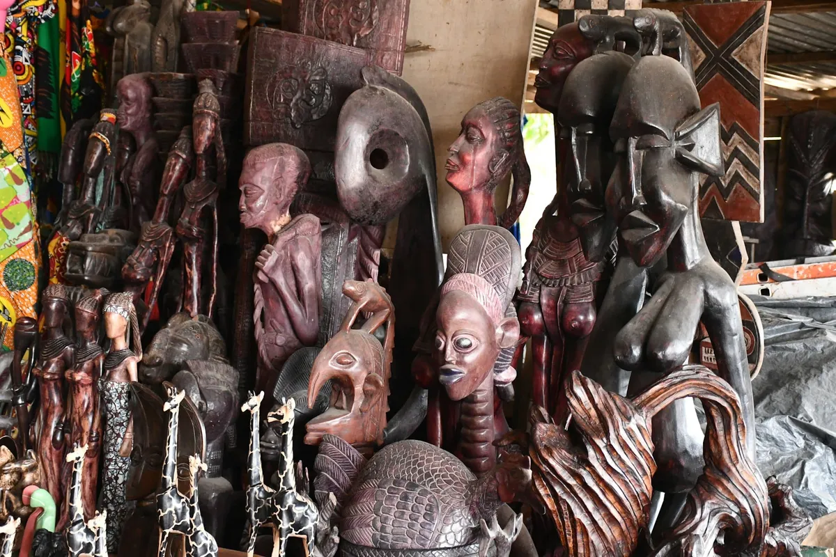 Que rapporter du Mozambique ? 10 souvenirs (artisanat, bois sculpté, épices) + infos douane