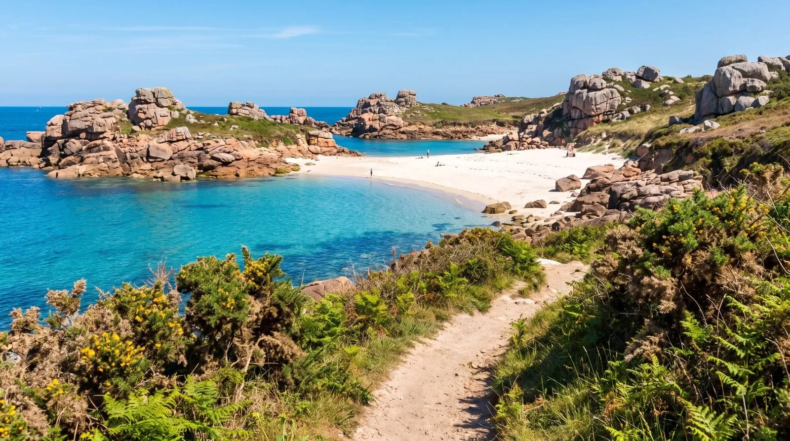 Méditerranée crique eaux turquoise Bretagne