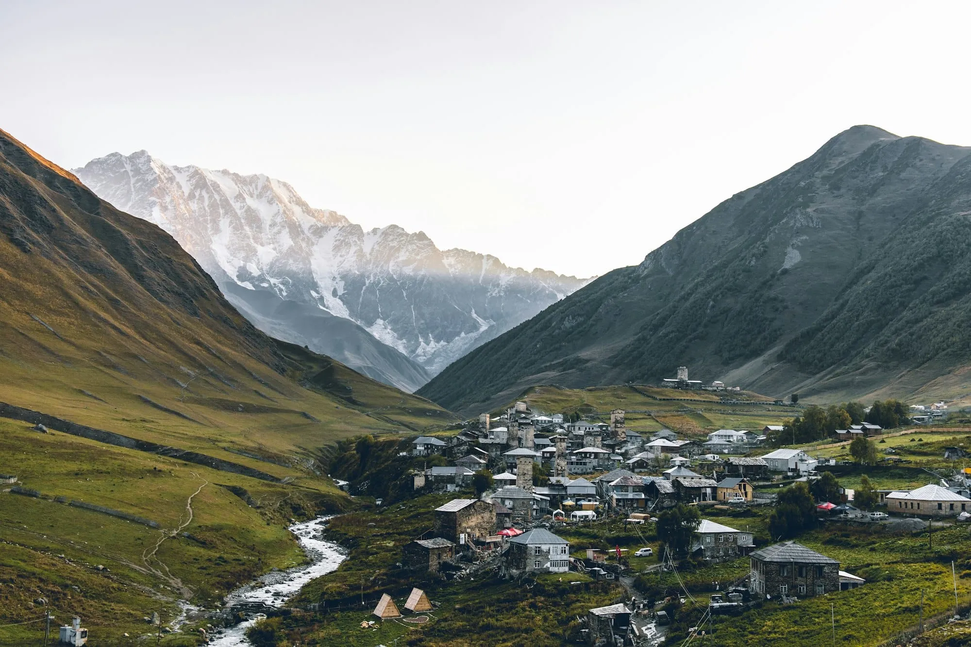 Azerbaïdjan : est-ce dangereux ? Sécurité, arnaques, conseils + zones à éviter Image de l’article