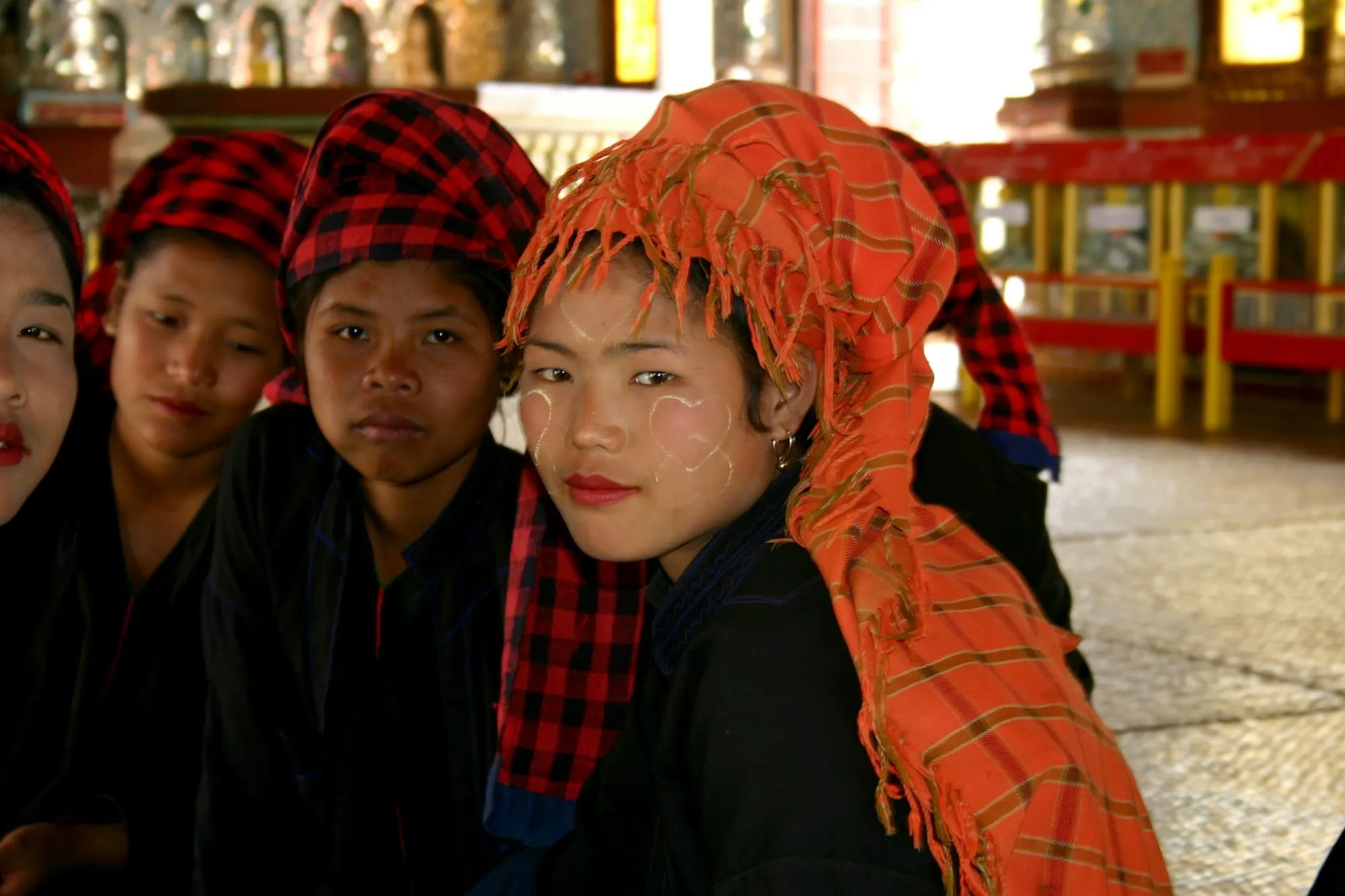 Langues au Bhoutan : dzongkha + anglais… phrases utiles et vocabulaire pratique Image de l’article