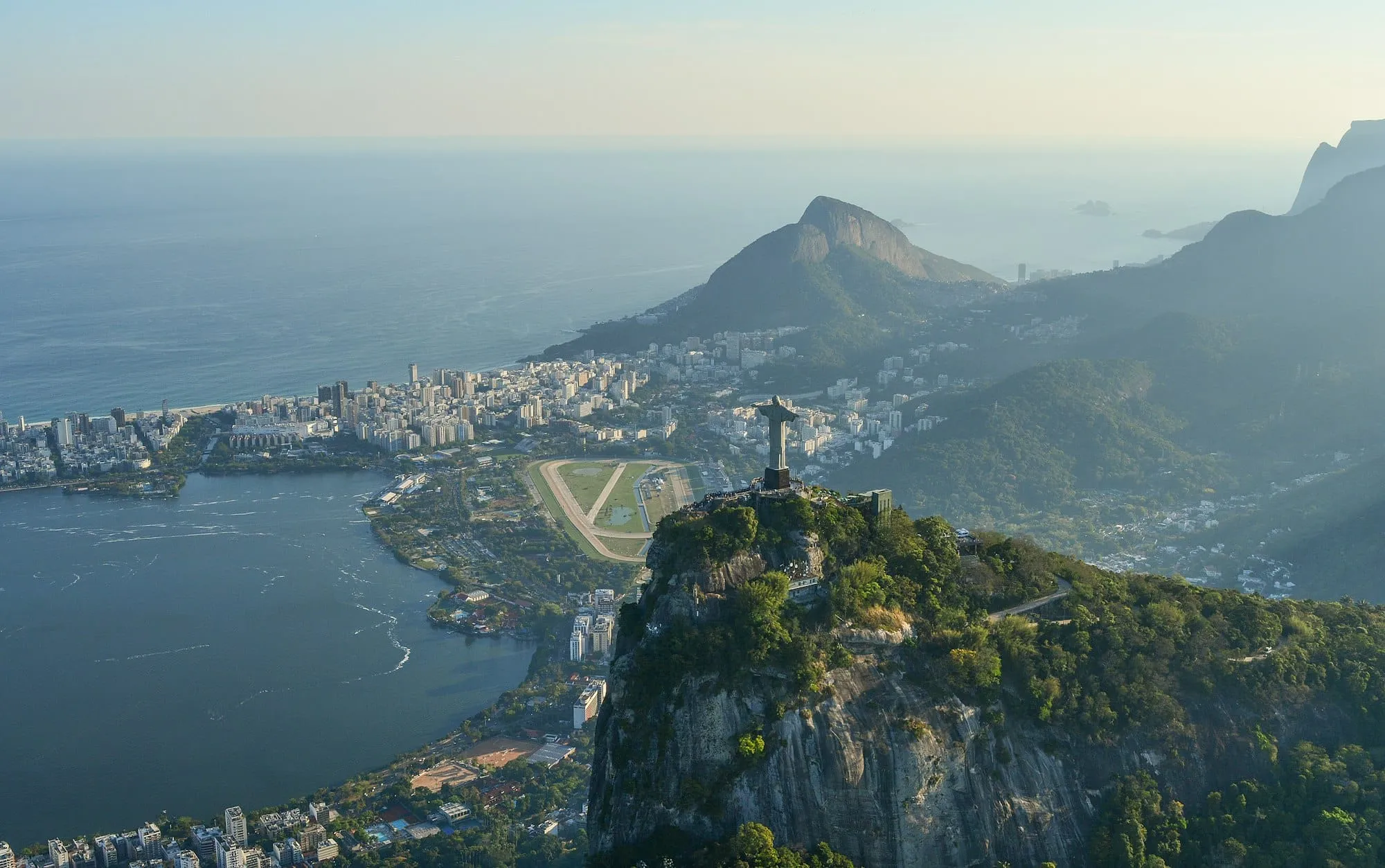Où dormir au Brésil : meilleurs quartiers (Rio, São Paulo, Nordeste…) + erreurs à éviter Image de l’article