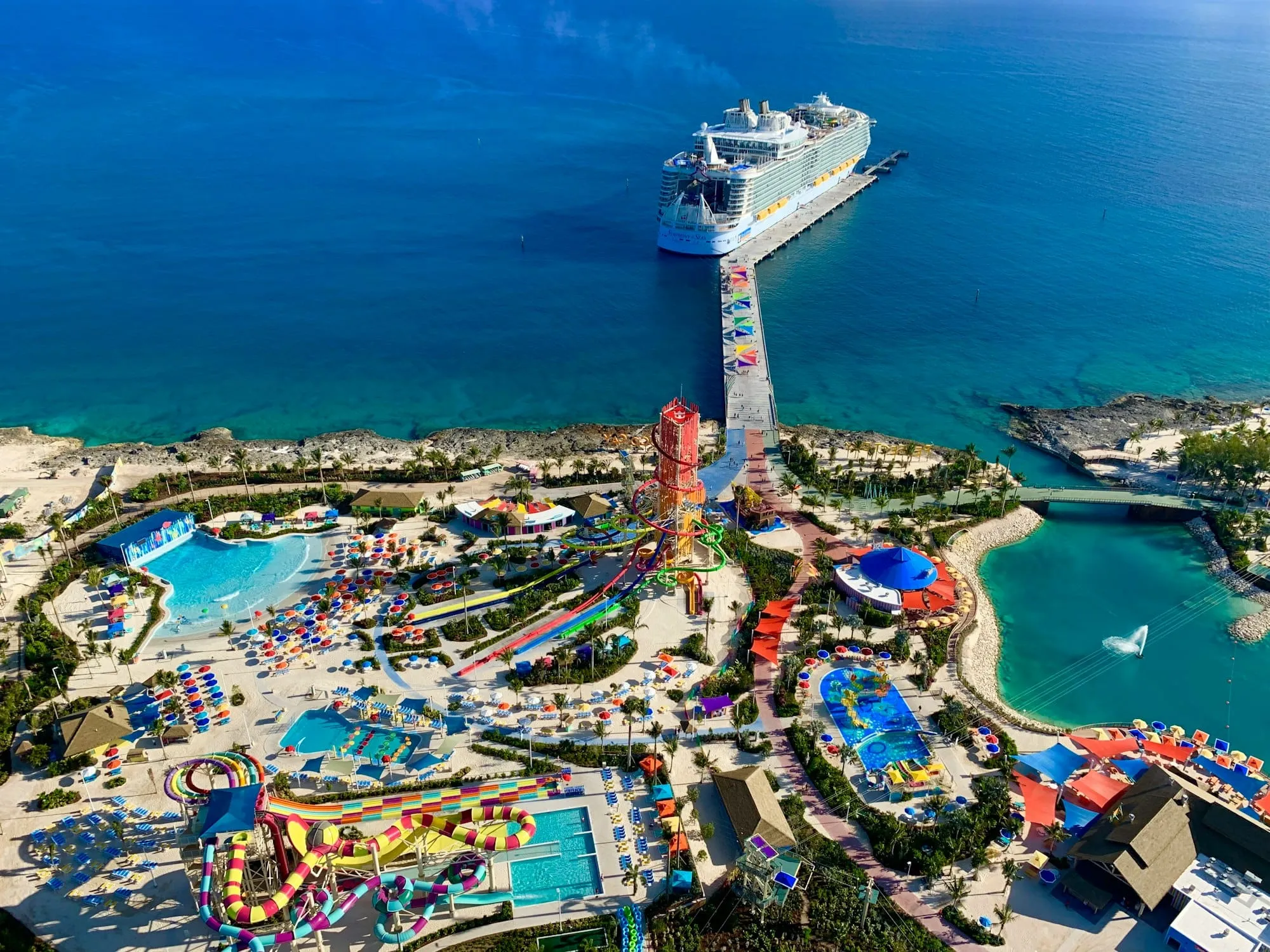 Se déplacer aux Bahamas : îles, ferries, vols intérieurs, taxis… guide pratique Image de l’article