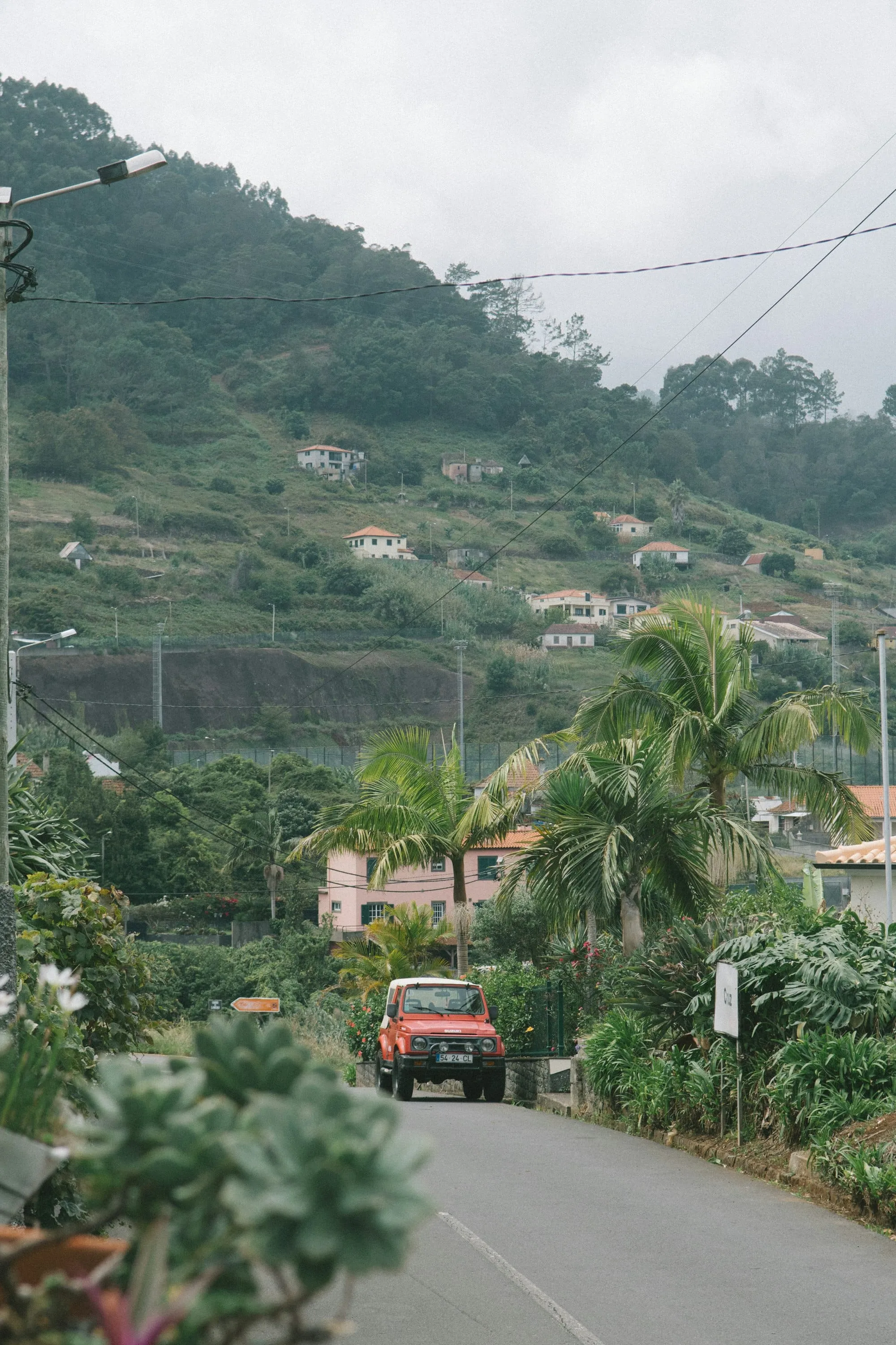 Se déplacer en Guinée équatoriale : vols intérieurs, taxis, routes… guide pratique Image de l’article