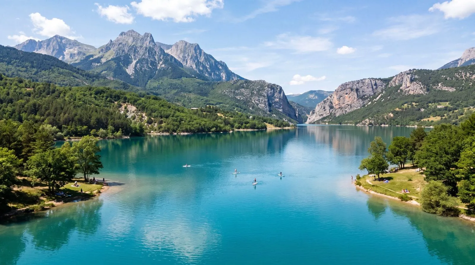 vacances Provence lac turquoise calme