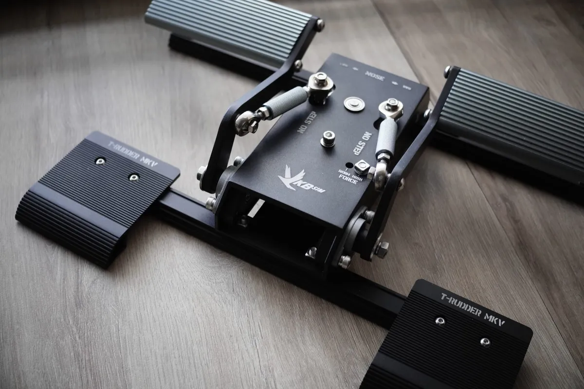 VKBsim T-RUDDER Mk.V ラダーペダル 本体 VKB T-Rudder Mk.V review: smooth rudder with one caveat