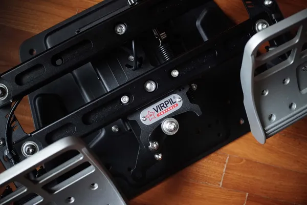 Virpil VPC R1-Falcon review: exceptional hardware, wrong geometry for GA training