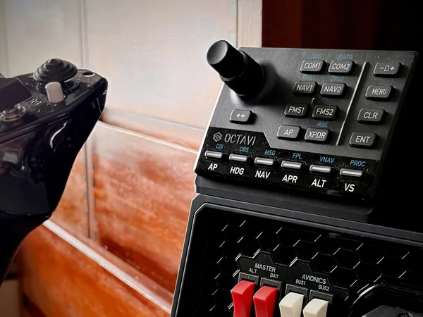 Octavi IFR-1 review: A premium radio panel with real-world compromises (2026)