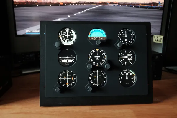 FlightSimBuilder Steam Gauges review: a US$480 panel of physical dials that keeps your hands on the instruments