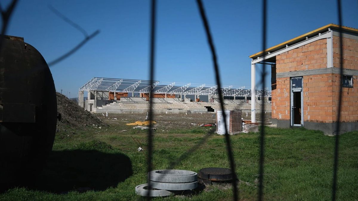 Bedőlt beruházás | Titkolt közmeghallgatás | Heti programajánló