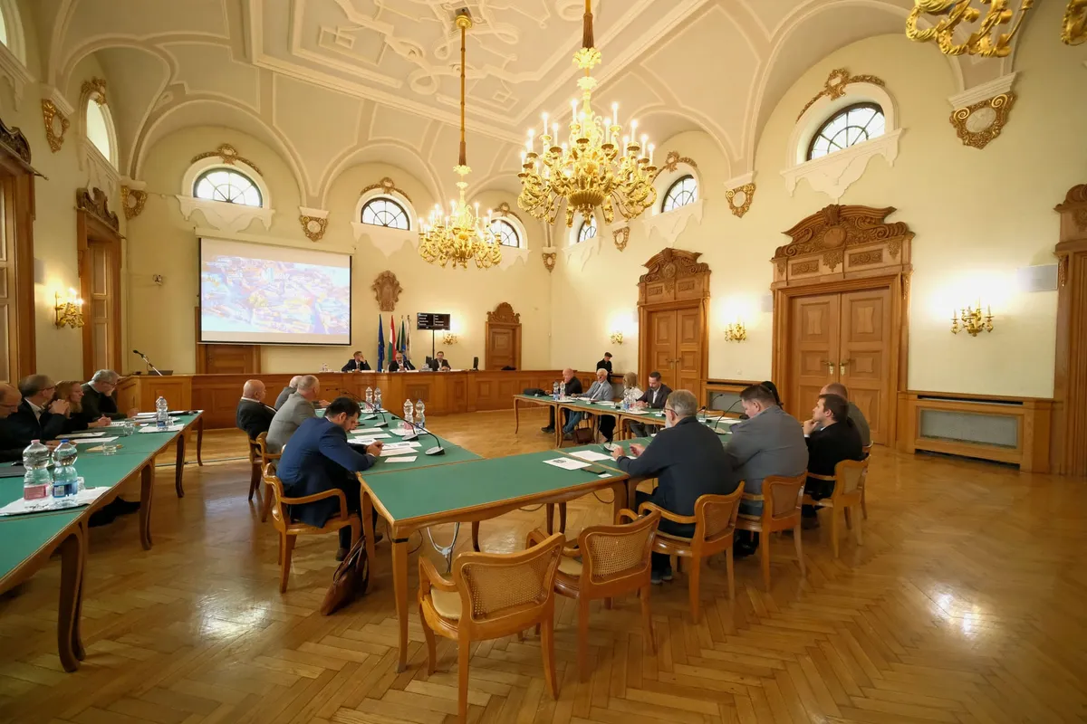 Az önkormányzatiságot félti a baranyai közgyűlés, ami a fideszes elnök szerint nem kifizetőhely