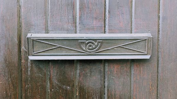 #193 – Kisbolt kisbünti | Nagygyár nagydohány | Guruló fontok