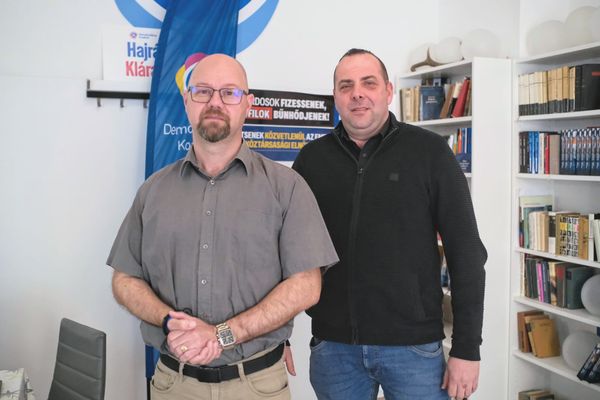 „Nem nekünk áll a zászló, de bármi megtörténhet”, mondják a Demokratikus Koalíció pécsi jelöltjei