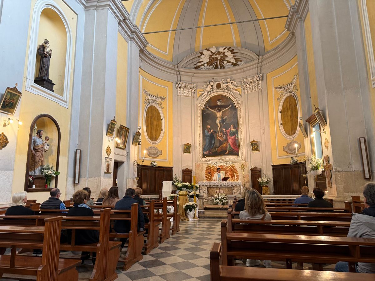 Papa Francesco, Rosario in sua memoria nella parrocchia Santa Croce