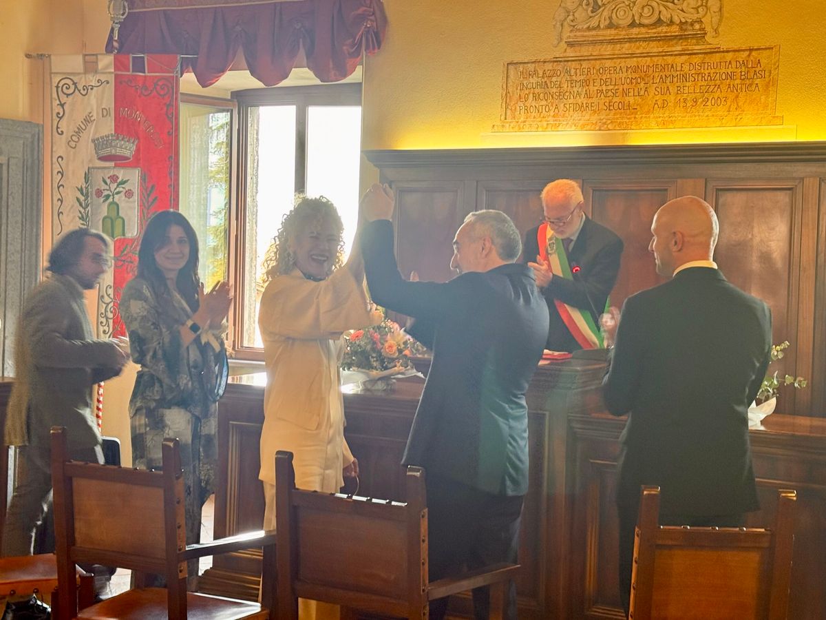 Flavio Bertolotti e Silvia Morici hanno detto “sì” nella Sala Consiliare