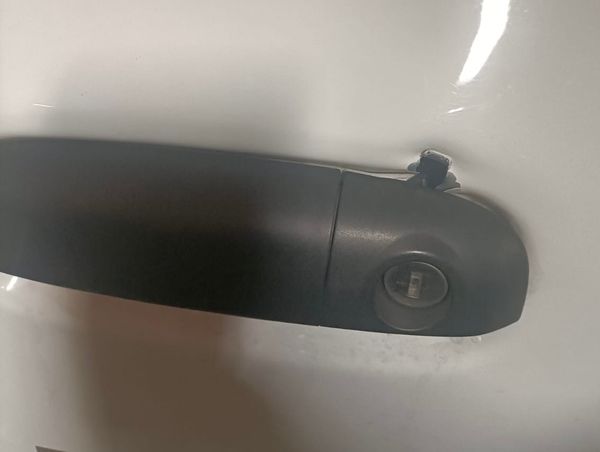 Auto forzata nel comprensorio Terre dei Consoli, segnalato un nuovo episodio ai Carabinieri