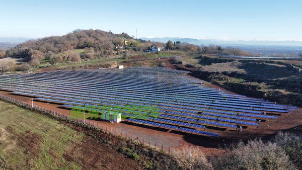 Monte Lucchetti cambia volto (nel silenzio), attivato l’impianto fotovoltaico da 3 MW