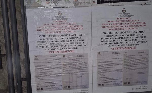 Manifesti falsi e riciclati, il PD accusa il Comune: “Tentativo di manipolare l’opinione pubblica”
